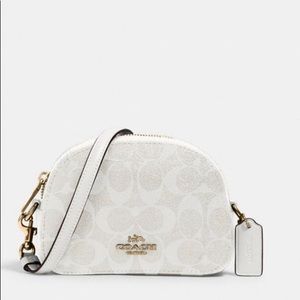 Coach Mini Serena crossbody. Super cute
